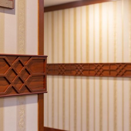 Cristal Erbil Hotel Ngoại thất bức ảnh A detail of a shoji
