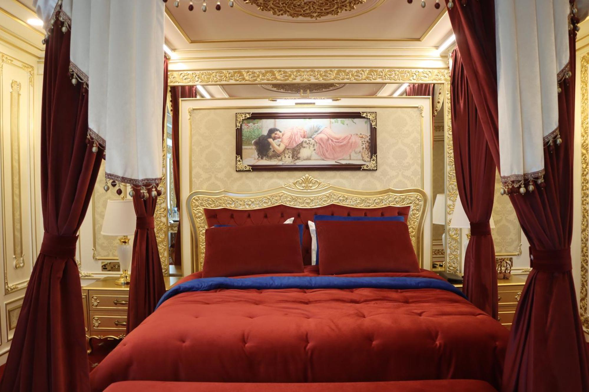 Cristal Erbil Hotel Ngoại thất bức ảnh A bedroom