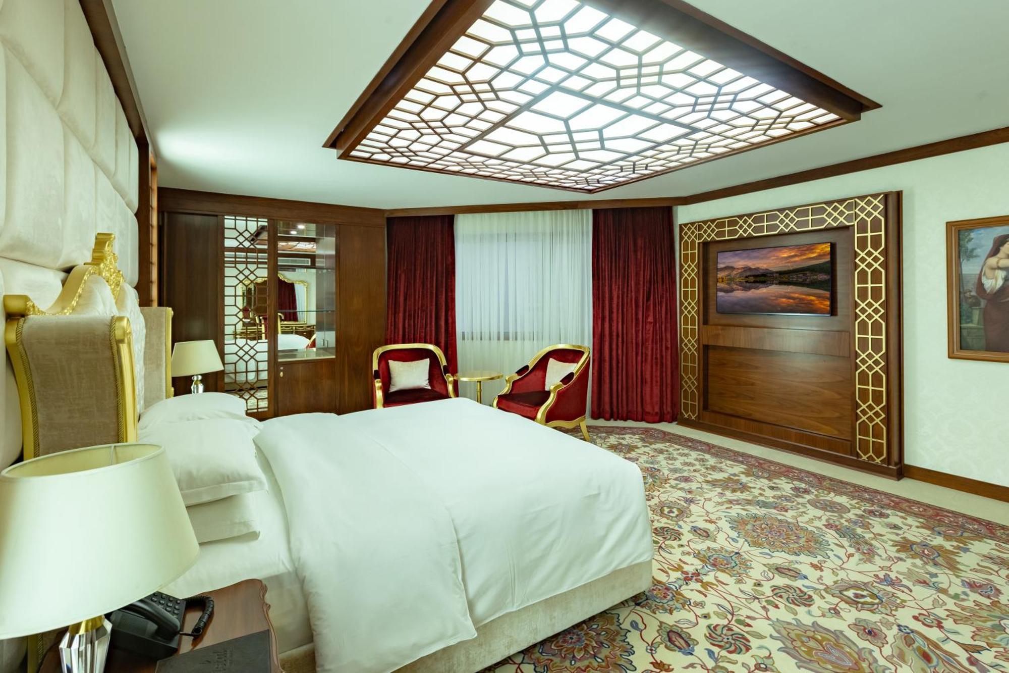 Cristal Erbil Hotel Ngoại thất bức ảnh Suite